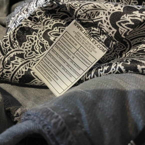 Men’s Hurley Shorts ( 28 ) - Picture 5 of 5